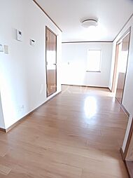 エミール　I 201 2階3LDKのリビング/ダイニング