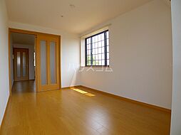 ブラウベルク　Ａ 101 1階2DKのリビング/ダイニング