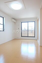 スクールヤード・シノギ 201 2階1LDKのリビング/ダイニング