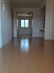 ラ・トゥール　II 2階1LDKのリビング/ダイニング