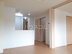 ナリッシュI 203 2階2LDKのリビング/ダイニング