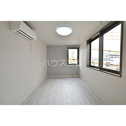 ティーグル四ツ木 101 1階ワンルームのリビング/ダイニング