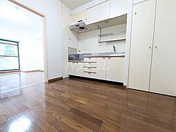 JR京浜東北・根岸線 川崎駅 徒歩7分の賃貸マンション 4階1DKのリビング/ダイニング