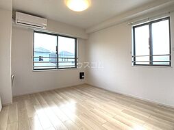 ファインアヴェニューサイドＢ 203 2階1LDKのリビング/ダイニング