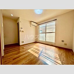 小田急小田原線 成城学園前駅 徒歩14分の賃貸アパート 3階ワンルームのリビング/ダイニング