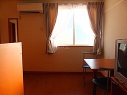 レオパレスセードル 202 2階1Kのリビング/ダイニング