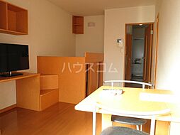 レオパレスリジエール 214 2階1Kのリビング/ダイニング