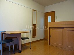 レオパレスＬＡＦＯＲＥＴI 104 1階1Kのリビング/ダイニング