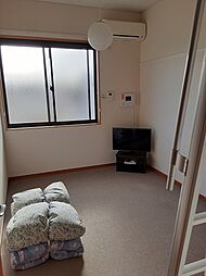 レオパレスそよかぜ 201 2階1Kのリビング/ダイニング