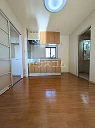 フローラＢ 201 2階2DKのリビング/ダイニング