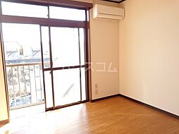 エステート長津田I 207 2階1Kのリビング/ダイニング