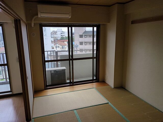 寝室