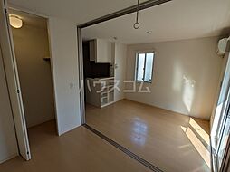 ヴィラージュ国立 101 1階1LDKのリビング/ダイニング