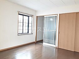 ファミーユ清鶴II 101 1階1Kのリビング/ダイニング