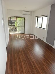 エクセレント菅田 102 1階1LDKのリビング/ダイニング