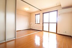 ヴァン・ソフィア C203 2階1LDKのリビング/ダイニング