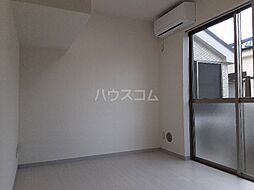 パレス中川II 106？ 1階ワンルームのリビング/ダイニング