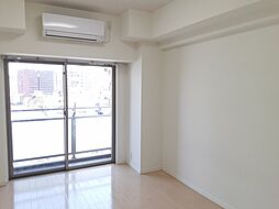 横浜市営地下鉄ブルーライン 桜木町駅 徒歩6分の賃貸マンション 7階1Kのリビング/ダイニング