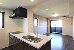 インフィニット カンワ 405 4階1LDKのリビング/ダイニング