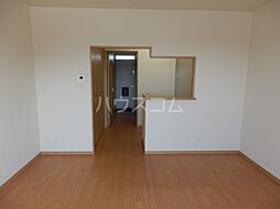 ラ・コリンヌ・ダボンドンス 17 1階1Kのリビング/ダイニング