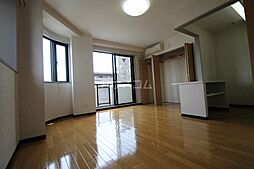 ヴィルフランシュ 5階ワンルームのリビング/ダイニング