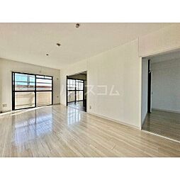 名古屋市営鶴舞線 平針駅 徒歩3分の賃貸マンション 10階3LDKのリビング/ダイニング