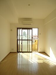 ベルビレッジ鳴海 502 5階1Kのリビング/ダイニング