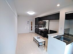 ミランダデュルナーレ日名 103 1階ワンルームのリビング/ダイニング