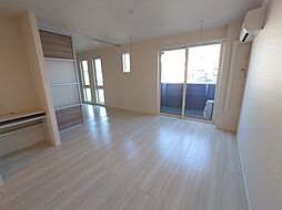 アーバンゲート 205 2階1LDKのリビング/ダイニング