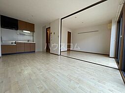 フローラルコート 2階2LDKのリビング/ダイニング