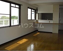 ラフィーヌ・太陽 401 4階3LDKのリビング/ダイニング