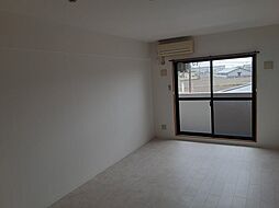 ロイヤルサルビア 301 3階1Kのリビング/ダイニング