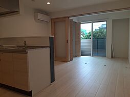 オランジュベール岸岡 103 1階1LDKのリビング/ダイニング