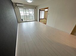 リブレス佐倉 303 3階3LDKのリビング/ダイニング