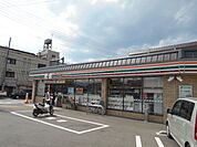 【コンビニエンスストア】セブン-イレブン西京極運動公園店まで446ｍ