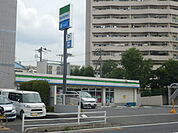 【コンビニエンスストア】ファミリーマートさいたま根岸五丁目店まで417ｍ