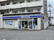 【コンビニエンスストア】ローソン ＪＲ岡崎駅西口店まで2055ｍ