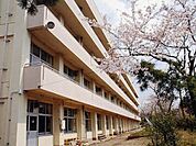 【小学校】船橋市立宮本小学校まで1069ｍ