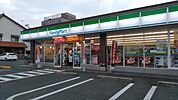 【コンビニエンスストア】ファミリーマート豊橋前田町一丁目店まで792ｍ