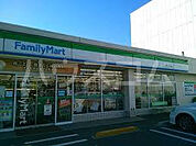 【コンビニエンスストア】ファミリーマート坂下二丁目店まで173ｍ