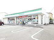 【コンビニエンスストア】ファミリーマート 立川通り店まで627ｍ