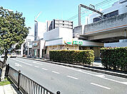 【ファミリーレストラン】サイゼリヤ　阪急岡町店まで603ｍ