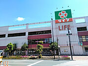 【スーパー】ライフ　千川駅前店まで767ｍ