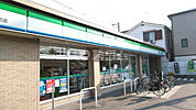 【コンビニエンスストア】ファミリーマート 豊中城山町店まで510ｍ