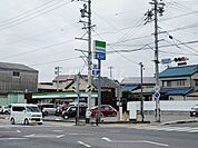 【コンビニエンスストア】ファミリーマート 岡崎根石町店まで1280ｍ