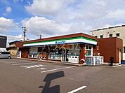 【コンビニエンスストア】ファミリーマート刈谷西店まで363ｍ