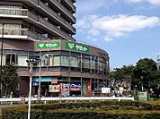 【スーパー】サミットストア 練馬春日町店まで158ｍ