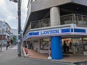 【コンビニエンスストア】ローソン青葉台二丁目店まで622ｍ