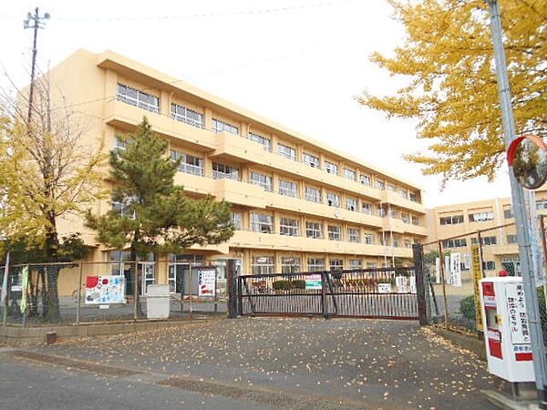 レオパレスサンロード 1階 | 神奈川県海老名市社家 賃貸マンション 外観
