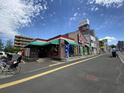 画像8:ガスト札幌豊平店(飲食店)まで170m